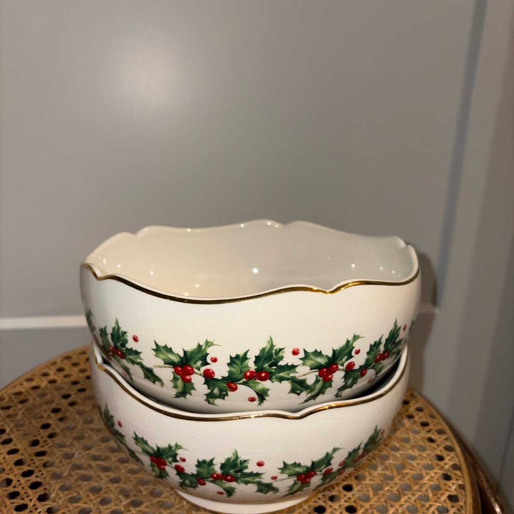 Lenox Christmas Holly Set of 2 Bowls